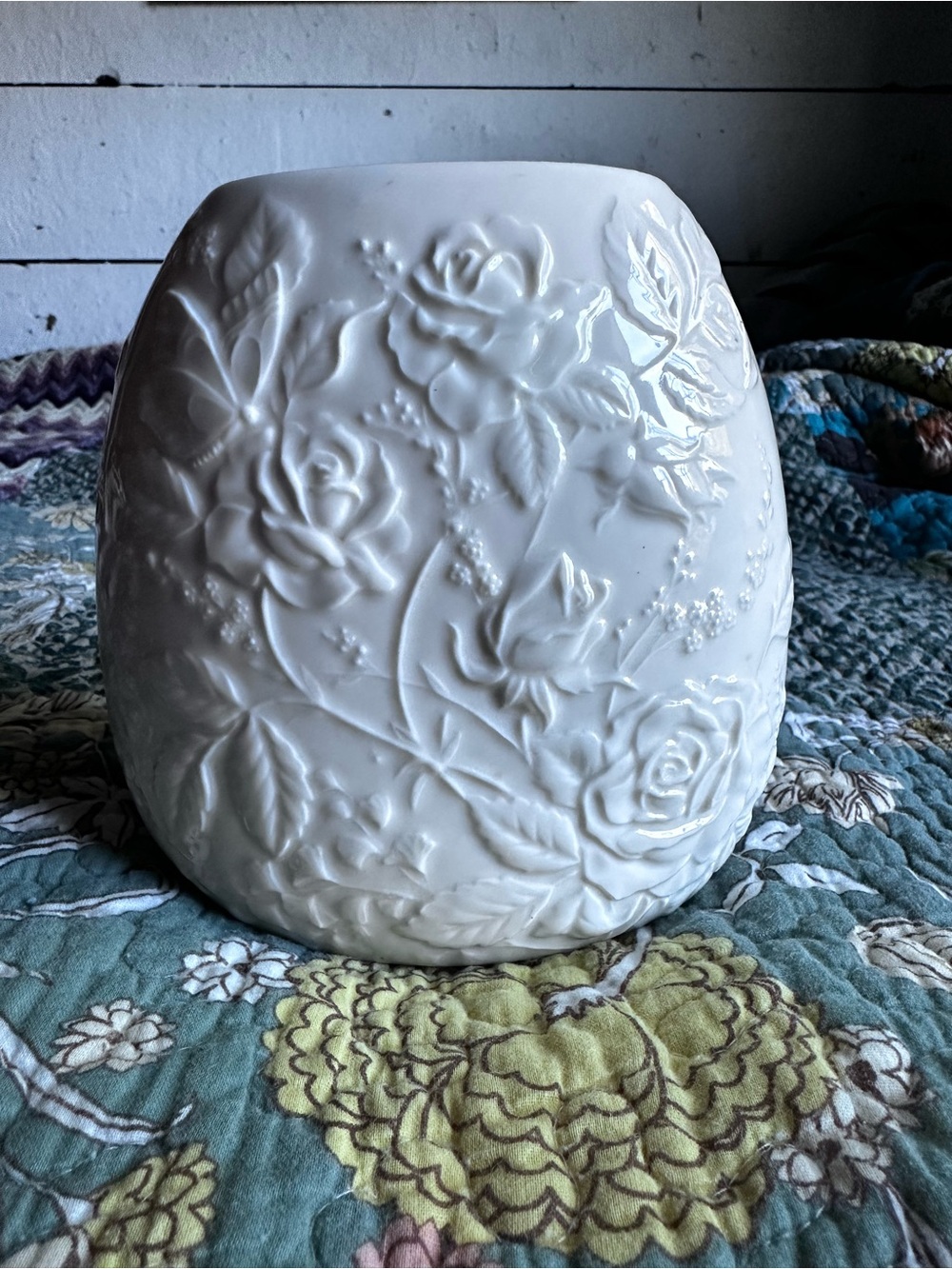 White Embossed Floral Ceramic Vase Elegant Home Art Accent Butterflies Roses 6”H